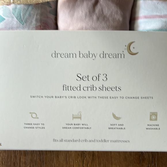 Set of 3 Crib Sheets - Picture 4 of 4
